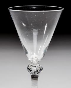 A COMBINED WINE GOBLET BELL GLASS WITH AIR BEAD KNOP - 4248673