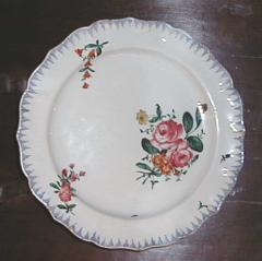 A Ceramic Plate with Painted Floral Decoration - 307816