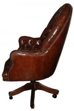 A Classic English Tufted and Adjustable Swivel Desk Chair - 3554737