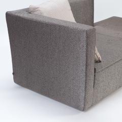 A Contemporary overside sofa - 2588486