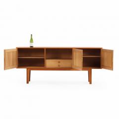 A Danish Oak Cabinet Sideboard C 1950  - 4526572