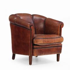 A Dutch Art Deco leather club chair C 1940  - 4231607