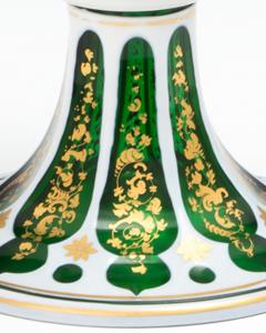 A EMERALD GREEN WHITE OVERLAID GOBLET WITH GILT DECORATION - 3795422
