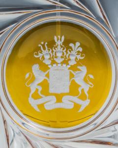 A FINE SET OF EIGHT ROTHSCHILD AMBER OVERLAY PLATES - 3792940