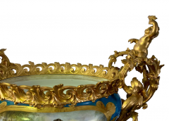 A FRENCH ANTIQUE SEVRES STYLE PORCELAIN ORMOLU MOUNTED CENTERPIECE 19TH CENTURY - 3566608