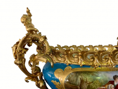 A FRENCH ANTIQUE SEVRES STYLE PORCELAIN ORMOLU MOUNTED CENTERPIECE 19TH CENTURY - 3566750