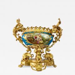 A FRENCH ANTIQUE SEVRES STYLE PORCELAIN ORMOLU MOUNTED CENTERPIECE 19TH CENTURY - 3570312