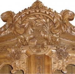 A Fine 18th Century French Louis XV Carved Oak Buffet a deux Corps - 3501008