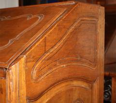 A Fine 19th Century English Mahogany Linen Press - 3268267