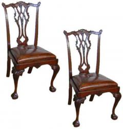 A Fine Pair of 19th Century English Chippendale Chairs - 3236622