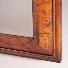 A Fine William and Mary 17th Century Figured Walnut Cushion Mirror C 1690 - 3238345