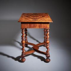 A Fine and Rare 17th Century Olive Oyster Table Circa 1680 1700  - 3873479