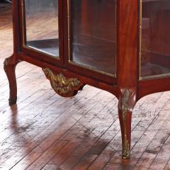 A French Louis XV Revival Belle poque mahogany marble top vitrine C 1910  - 4492244