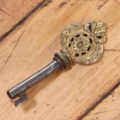 A French Louis XV Revival Belle poque mahogany marble top vitrine C 1910  - 4492245