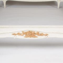 A French Louis XV style Queen size painted and carved burlap bed circa 1940  - 1946898