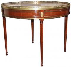 A French Louis XVI Mahogany Bouillotte Table - 3275333