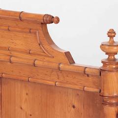A French Maple and birdseye maple Faux bamboo daybed Circa 1880  - 3013748