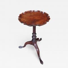 A GEORGE II MAHOGANY WINE TABLE - 3505192