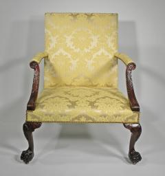 A GEORGE II STYLE MAHOGANY LIBRARY ARMCHAIR - 3300023