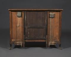 A GEORGE III MAHOGANY AND SATIN BIRCH COMMODE - 3647129