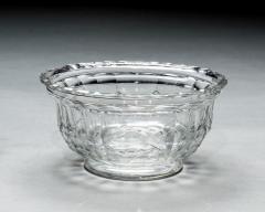 A GEORGIAN FLAT CUT SERVING BOWL - 4340889