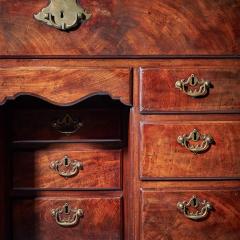 A George II Irish Mahogany Secretaire Kneehole Bookcase Att C Hearn - 3123625