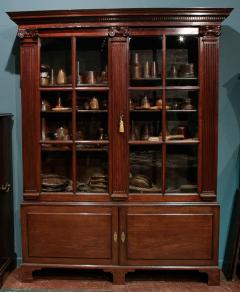 A George II Mahogany Bookcase Cabinet circa 1740 - 4808663