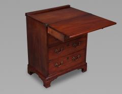 A George III Bachelors Chest of Diminutive Proportions - 826157