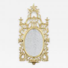 A George III Irish Giltwood Mirror - 800352