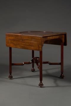 A George III Mahogany Pembroke Table Of Most Unusual Experimental Design - 4513050