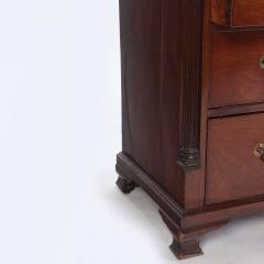 A Georgian mahogany chest of drawers with brass pulls 19th C - 2317684