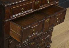 A Good Charles II Oak Chest of Drawers Second half 17th Century - 271485