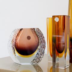 A Group of Five Amber Glass Vases and Bowl - 3093413