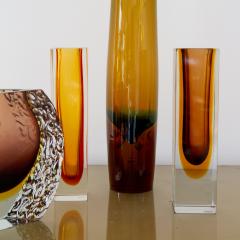 A Group of Five Amber Glass Vases and Bowl - 3093415