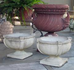 A Handsome Pair of Cast Stone Garden Urns - 535430