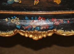 A Highly Rare 18th Century Venetian Rococo Cassettone Piccolo Lowboy  - 3215443