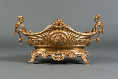 A LARGE FRENCH ROCOCO GILT BRONZE FIGURAL CENTERPIECE - 3538094