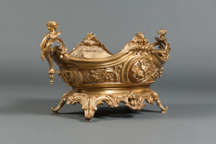 A LARGE FRENCH ROCOCO GILT BRONZE FIGURAL CENTERPIECE - 3538123