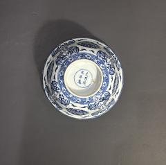 A Large Blue and White Phoenix roundel bowl Qing Dynasty Kangxi period  - 4512149