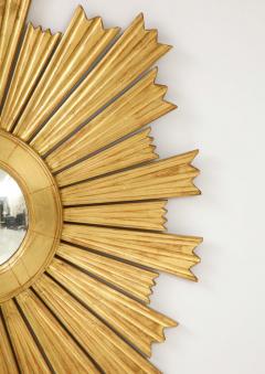 A Large Giltwood Sunburst Mirror - 3345931