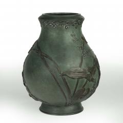 A Meiji period patinated bronze vase by Kiryu Kosho Kaisha - 3118692