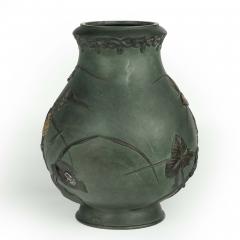 A Meiji period patinated bronze vase by Kiryu Kosho Kaisha - 3118693