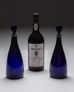 A PAIR OF BRISTOL BLUE SPIRIT DECANTERS - 4217754