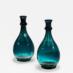 A PAIR OF ELEGANT GREEN CARAFES - 3796548