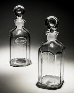 A PAIR OF ENGRAVED SQUARE SPIRIT BOTTLES - 3790930