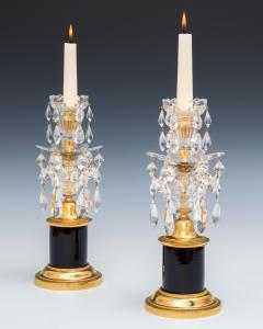 A PAIR OF GEORGE III CANDLESTICKS WITH BLUE DRUM BASES - 3795328