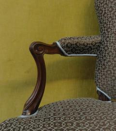 A PAIR OF GEORGE III MAHOGANY ARMCHAIRS - 4221778