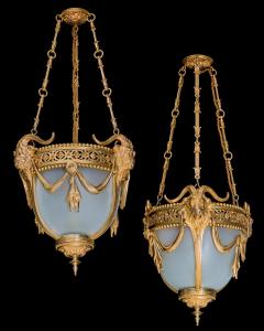 A PAIR OF NEOCLASSICAL ORMOLU FROSTED GLASS LANTERNS - 4483462