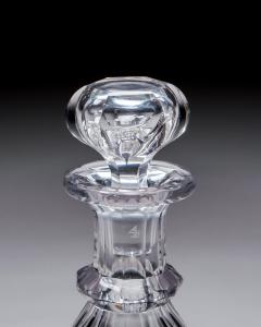 A PAIR OF SLICE CUT WILLIAM IV CLUB DECANTERS - 4513179