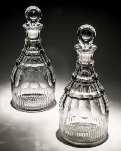 A PAIR OF SLICE FLUTE GEORGIAN DECANTERS WITH CUT RINGS - 3792966